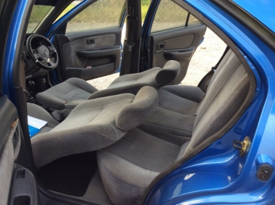 ขายรถนิสสัน ซันนี่ B14 ปี 97 เครื่อง 1.5 เกียร์ธรรมดา ติดแก๊ส LPG เพาเวอร์ กระจกไฟฟ้าทั้งคัน แอร์เย็นฉ่ำ เบาะกำมะหยี่เดิมๆสะอาด วิทยุCD/จอทีวี 7" สีเงามีริ้วรอย แม็กเดิมๆ ยางดี พร้อมใช้ ภาษีปี58 เอกสารพร้อม ขับกลับได้เลยครับ