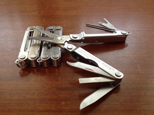 ขายอุปกรณ์เดินป่าเอนกประสงค์ LEATHERMAN MICRA ชิ้นละ