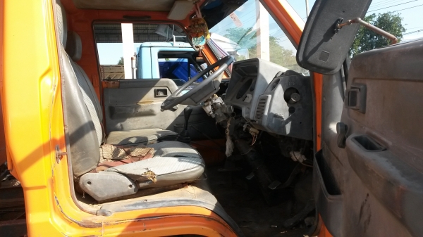 " ขายหัวเก๋ง โตโยต้าไดน่า รุ่น ไอ้หนุ่มทางหลวง ถูกๆ "