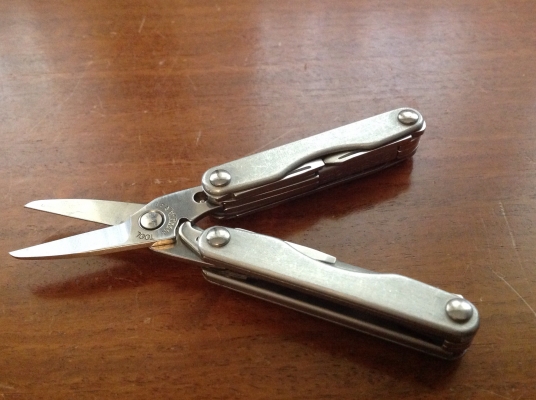 ขายกรรไกรเอนกประสงค์ Leatherman