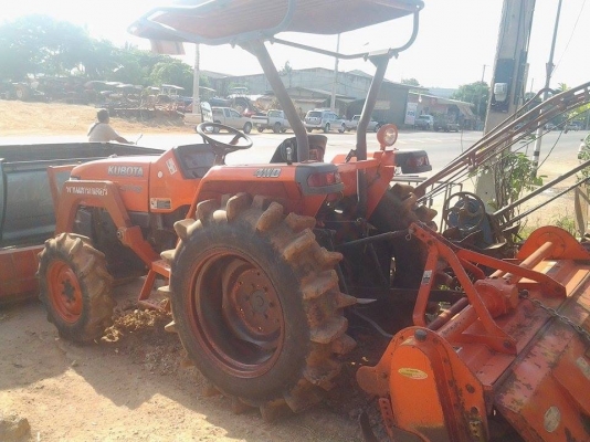 ขายรถแทรกเตอร์มือ 2