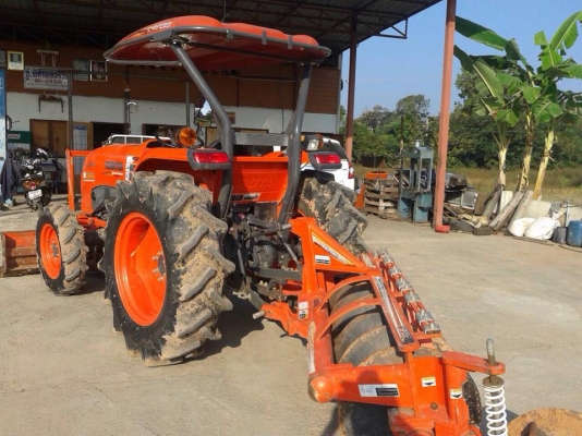 ขายดาว์รถไถ่รุ่น47แรงราคาถูกๆ140,000บาท ต่อรองได้ ขายดาว์รถไถ่รุ่น47แรงราคาถูกๆ140,000บาท ต่อรองได้