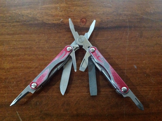 ขายคีมเอนกประสงค์ Leatherman