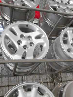 แม๊ก 5 รู TOYOTA TIGER  ชุด 4 ใบ TEL.081-427-3941