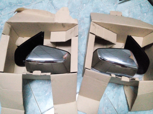 กระจกข้างปรับไฟฟ้า all new d'max สภาพดี