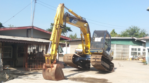 ขายด่วนKOBELCO SK120มาคร์ที (MARK 3) FROM JARAN ไม่เคยใช้งานในเมืองไทยเลยสภาพเดิมๆเร็วแรงไม่โหลดรถพร้อมใช้ขายถูกๆๆ