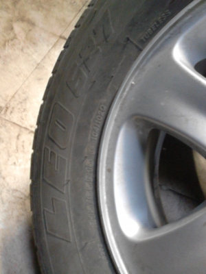 215/65R15 BRIDGESTONE LEO 627 มี 2 เส้น ปี2012 TEL.081-427-3941 215/65R15 BRIDGESTONE LEO 627 มี 2 เส้น ปี2012 TEL.081-427-3941