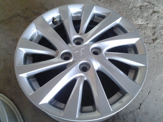 ล้อแม็กมิตซู แอจทราจ ขอบ15 ป้ายแดง