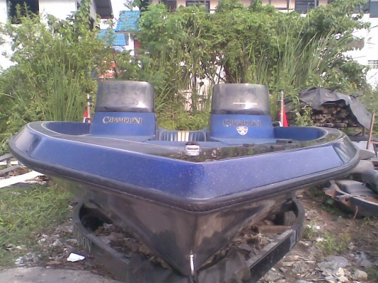 ขายเรือเปล่า 20 ฟุต (ไม่มีเครื่อง ไม่เทรนเลอร์)