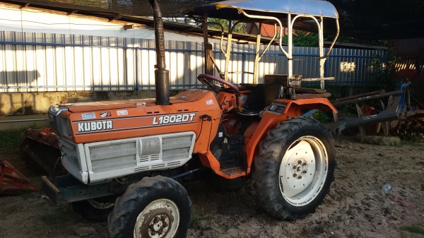 ปัญญาแทรคเตอร์มาแล้ว...จัดมาให้ครับ คูโบต้า L 1802 พร้อมผาน5
