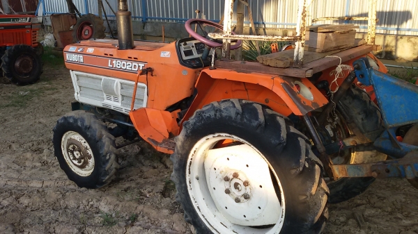 ปัญญาแทรคเตอร์มาแล้ว...จัดมาให้ครับ คูโบต้า L 1802 พร้อมผาน5