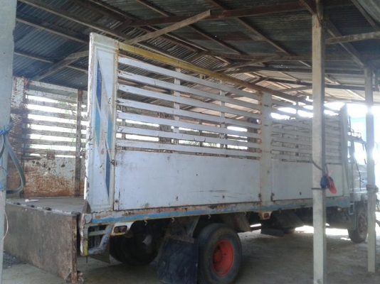 หกล้อฮีโน่เครือง180hm7cยาว5.90เมตร คันซีสวยเครืองดียาง852ขอบ16 หกล้อฮีโน่เครือง180hm7cยาว5.90เมตร คันซีสวยเครืองดียาง852ขอบ16