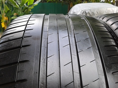 ยาง,265-35-18 Michelin Pilot Sport3 ปลายปี12หนึ่งคู่ 4,500