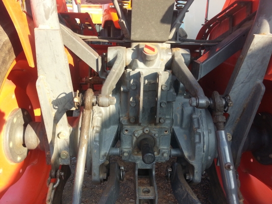 คูโบต้า L2808 4 WD 2 เพลาพร้อมผาน 5 เดิมๆพร้อมใช้งานรถสวยมาก