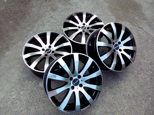 VIP 17 4รู100et42 กว้าง 7.5พื้นดำหน้าเงาไม่มีซ่อมสวยๆ