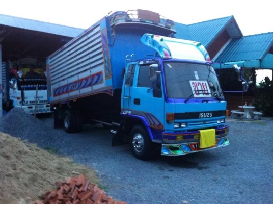 **735,000 บ.ต่อรอง**ขาย6ล้อดั้มเนียมเกษตรสวยๆ ISUZU ROCKY FSR12HA 6BG1-175HP ปี39 เครื่อง175แรง แห้งๆ แน่นๆ ไม่มีเยิ้ม แรงดี ประหยัด อึด เกียร์ร็อคใหญ่6เกียร์เดิมหน้า7เกียร์ถอย พร้อมลุย ไม่มีหอน เข้าง่าย ช่วงล่างFหน้า-หลัง คัสซีดี เดิม ไม่ปะไม่ดาม(สาดสีมา **735,000 บ.ต่อรอง**ขาย6ล้อดั้มเนียมเกษตรสวยๆ ISUZU ROCKY FSR12HA 6BG1-175HP ปี39 เครื่อง175แรง แห้งๆ แน่นๆ ไม่มีเยิ้ม แรงดี ประหยัด อึด เกียร์ร็อคใหญ่6เกียร์เดิมหน้า7เกียร์ถอย พร้อมลุย ไม่มีหอน เข้าง่าย ช่วงล่างFหน้า-หลัง คัสซีดี เดิม ไม่ปะไม่ดาม(สาดสีมา