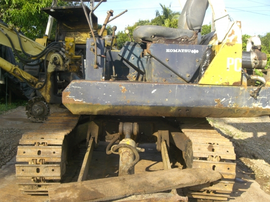 แบ็คโฮเล็ก