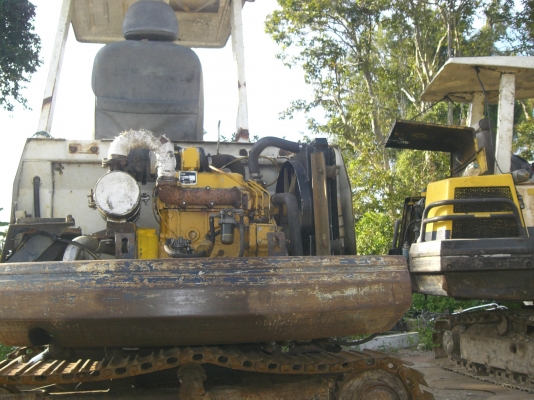 แบ็คโฮเล็ก