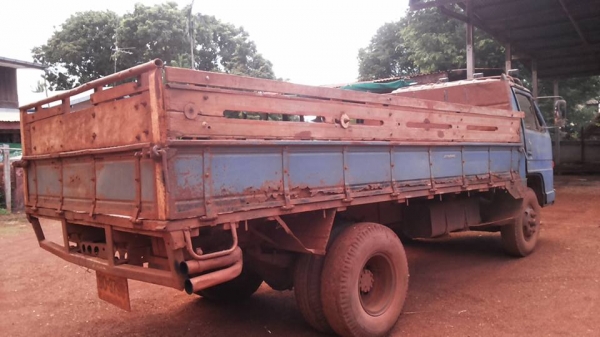 ***ขายแล้วครับขอบคุณ Truck2hand ขาย6ล้อช่วงล่างใหญ่ขาลุย ISUZU KS110 วางหัวNPR หัวยกได้(ลงเล่ม) เครื่องเดิม4BD1-110ฝาขาวยอดนิยม เครื่องดีสตาร์ทติดง่าย เสียงนิ่ม แน่นดี แรงดี เกียร์ร็อค6เกียร์เดินหน้า ลุยๆ เข้าง่ายไม่มีหลุด ช่วงล่างFหน้า-หลัง คัสซีสวยเดิม