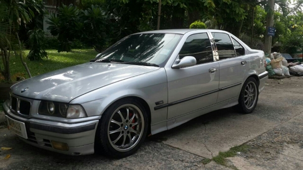 ขาย BMW 318i เครื่อง1J VVTI 2500 cc. ติดแก๊ส LPG
