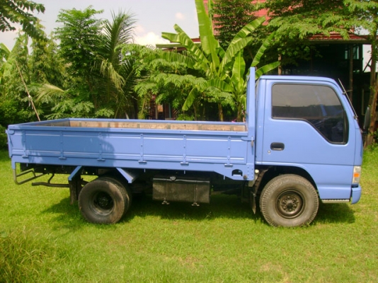 ISUZU NKR 66 E หัวการ์ตูน เครื่อง 4 HF1 120แรง บรรทุกไม่ติดเวลา
