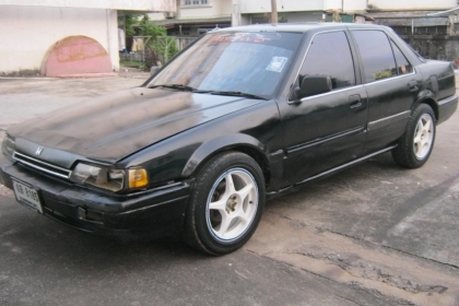 ขาย Honda Accord ตาแมว ปี89 ตาแมว ไฟฟ้ารอบคัน  พวงมาลัยเพาเวอร์ เครื่องดี ขับดี พร้อมใช้