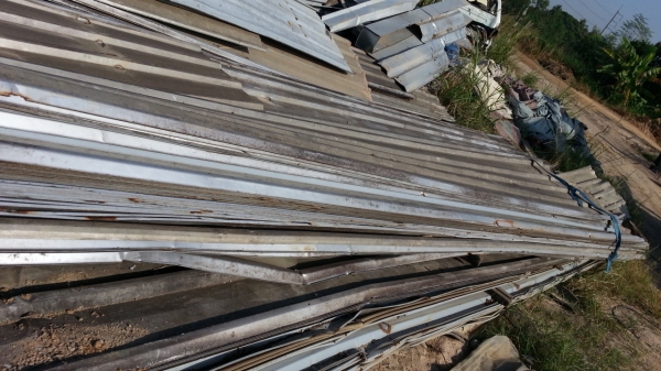 ขายเมทัลชีตโลละ 15 บาท