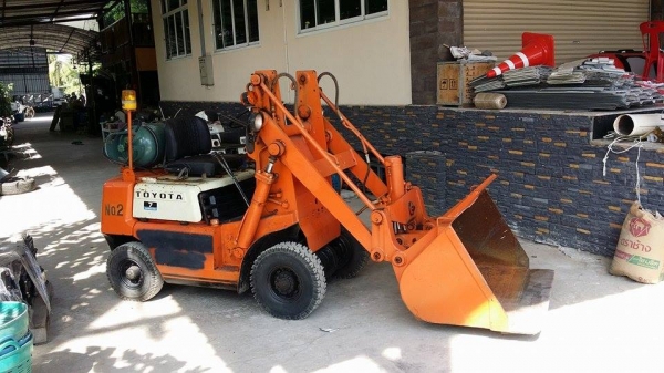 รถตัก TOYOTA เก่าญี่ปุ่น สภาพสวย 2 ระบบ แก๊สและน้ำมัน รถพร้อมใช้งาน