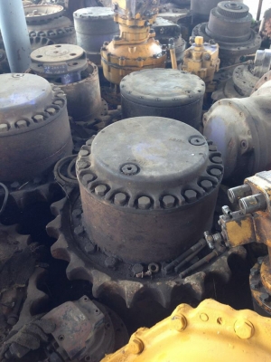 อะไหล่ตัวเดิน มอเตอร์ตัวเดินรถแบคโฮ