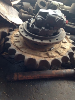 อะไหล่ตัวเดิน มอเตอร์ตัวเดินรถแบคโฮ