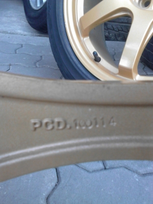 แม๊ก GP ขอบ 17 ET.42 พร้อมยาง 215/45R17 DUNLOP  ชุด 4 ล้อ  TEL.081-427-3941