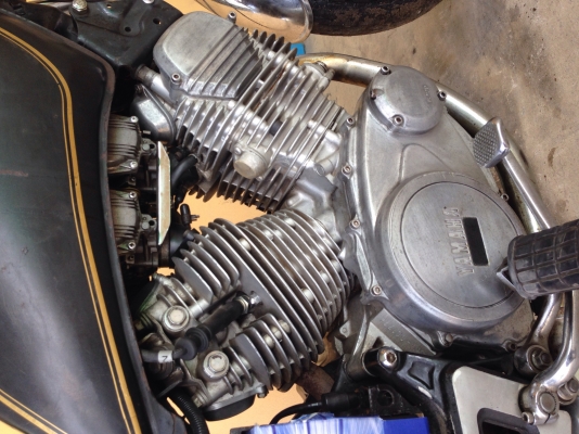 ขาย YAMAHA XV500ปี1983 รถรุ่นคุณปู่ระบบไฟครบสภาพพร้องใช้งานราคา34,000บาทต่อรองได้ครับมาดูรถได้ที่ สุพรรณบุรี สนใจติดต่อ 092-6429114 ครีม สุพรรณ