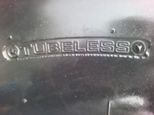 ยาง\%เก่าญี่ปุ่น 1800R25 รถเครน ราคาถูกๆๆครับ ยาง\%เก่าญี่ปุ่น 1800R25 รถเครน ราคาถูกๆๆครับ