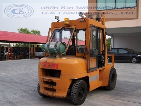 ขายรถ โฟล์คลิฟท์ TCM รุ่น FG40T8