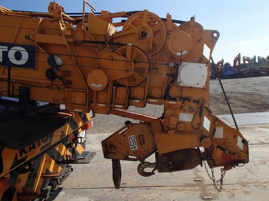 ขายรถเครน KATO KRM-25H