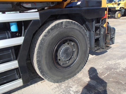 ขายรถเครน KATO KRM-25H