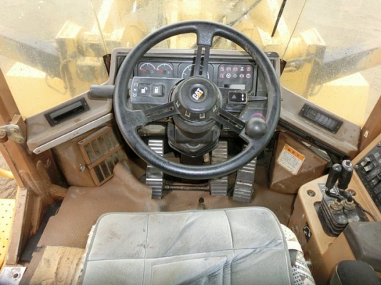 ขายรถตักล้อยาง CAT966F-2