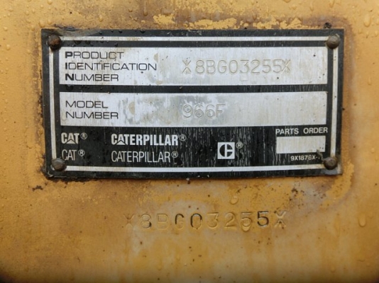 ขายรถตักล้อยาง CAT966F-2