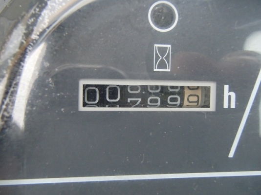 ขายรถแบคโฮ KOMATSU PC40R-8 : 31588