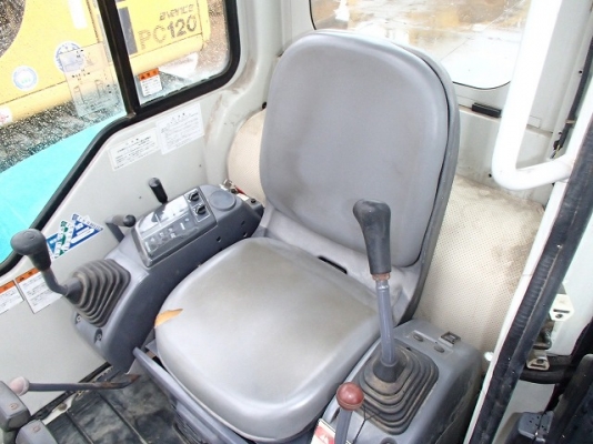 ขายรถแบคโฮ KOMATSU PC40R-8 : 31588