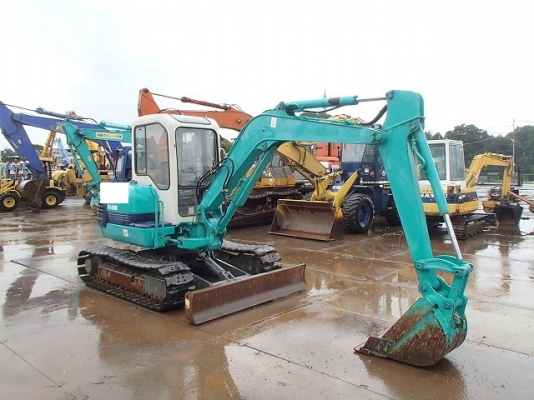 ขายรถแบคโฮ KOMATSU PC40R-8 : 31588