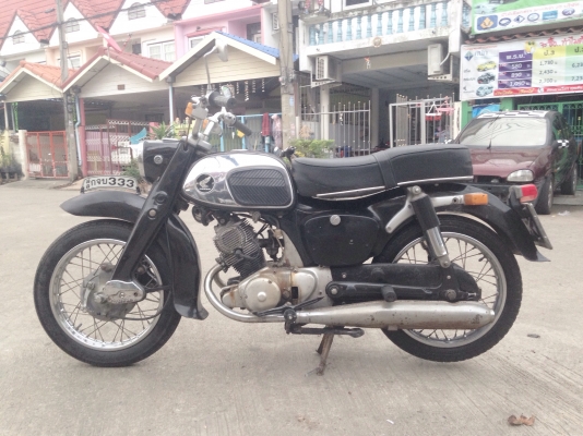 ขายc92 ภาษีเต็มทะเบียนโอน เลขตอง333 สตาทร์มือ เครื่องดีมาก ขาย75000 ติดต่อ 0811160919