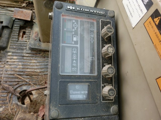 ขายรถแบคโฮ KOMATSU PC120-3 : 25736