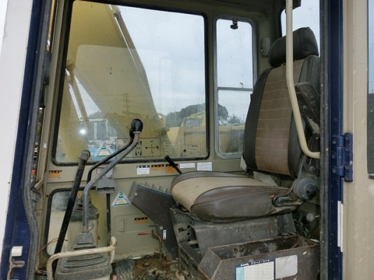 ขายรถแบคโฮ KOMATSU PC120-3 : 25736