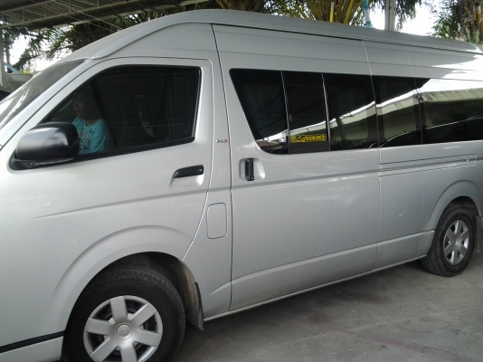 รถตู้แต่ง VIP ปี08 สภาพสวย รถตู้แต่ง VIP ปี08 สภาพสวย