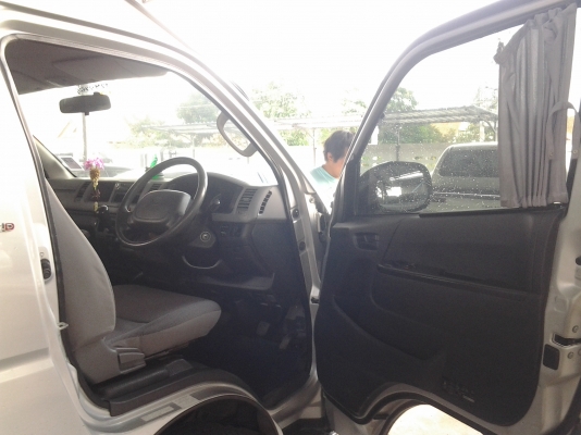 รถตู้แต่ง VIP ปี08 สภาพสวย รถตู้แต่ง VIP ปี08 สภาพสวย