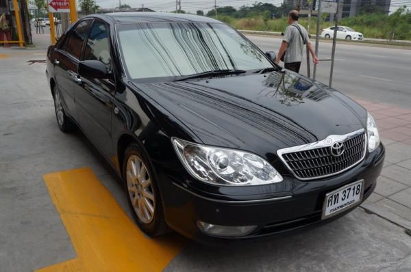 TOYOTA CAMRY ปี 2005 แท้ ตัว TOP ไมเนอร์เช้นจ์แล้ว ติดแก็ส LPG หัวฉีด เบาะหนังไฟฟ้า เครื่องสภาพดี ช่วงล่างดี แอร์เย็น พวงมาลัยมัลติฟังชั่น มีจอ TV ล้อ MAX ภายในลายไม้สวย สีสวย รถพร้อมใช้งาน จัดไฟแนนได้ ฟรีดาวน์