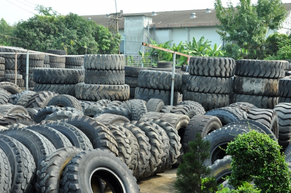 ยางเก่าราคาถูกๆมีทุกขนาด,ทุกไซด์,ขนาดอื่นๆให้โทรสอบถามได้เลยครับ ยางเก่าราคาถูกๆมีทุกขนาด,ทุกไซด์,ขนาดอื่นๆให้โทรสอบถามได้เลยครับ