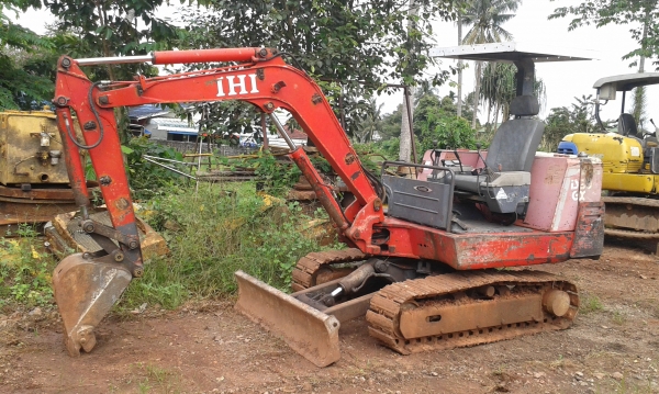 ขายแบคโฮ IHI 30GX เก่าญี่ปุ่น พร้อมอินวอยด์