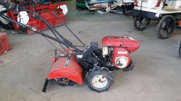 รถพรวนดินเดินตาม MITSUBISHI   ขนาด 3.5 แรง เก่าญี่ปุ่น พร้อมชุดพรวนดิน สภาพดี